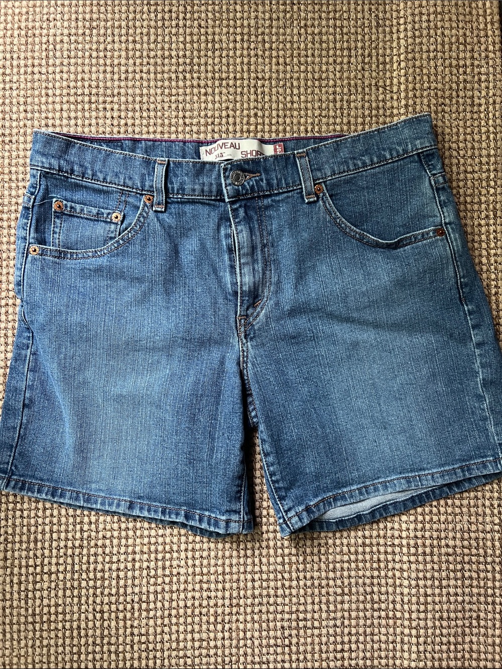 Levi's Classic Denim Women’s Shorts